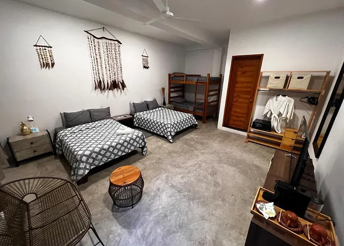 Hostal Del Jaguar